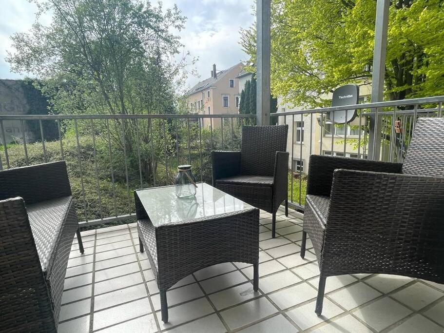 Modernes Apartment In Chemnitz Buitenkant foto