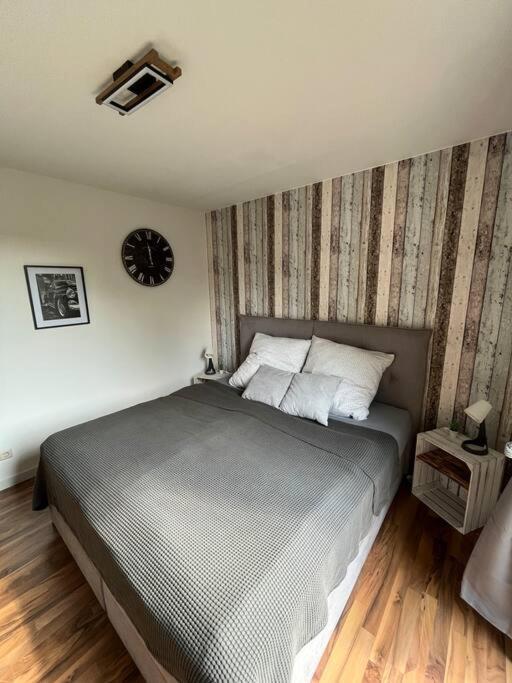 Modernes Apartment In Chemnitz Buitenkant foto